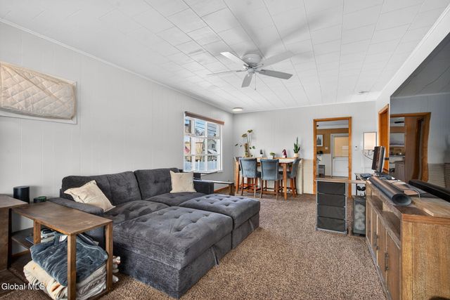 1087 Laura Street, Rotterdam, NY 12306