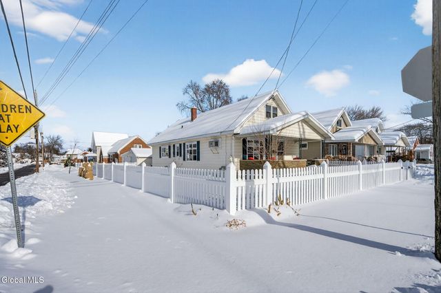 1087 Laura Street, Rotterdam, NY 12306