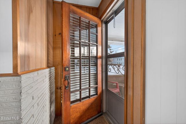 1087 Laura Street, Rotterdam, NY 12306