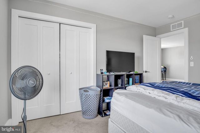 215 ESTATE DR, Mechanicsburg, PA 17055