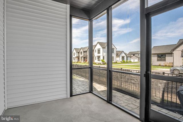 215 ESTATE DR, Mechanicsburg, PA 17055