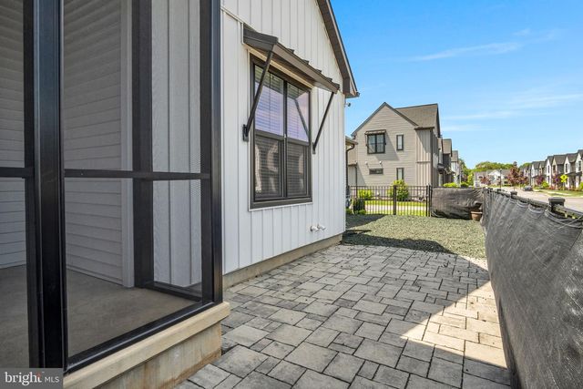 215 ESTATE DR, Mechanicsburg, PA 17055