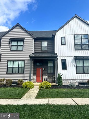 215 ESTATE DR, Mechanicsburg, PA 17055