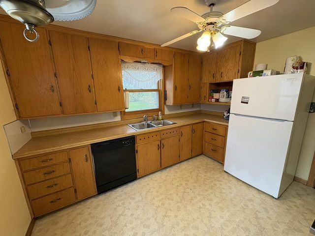 1521 MONROE STREET, Wisconsin Rapids, WI 54494