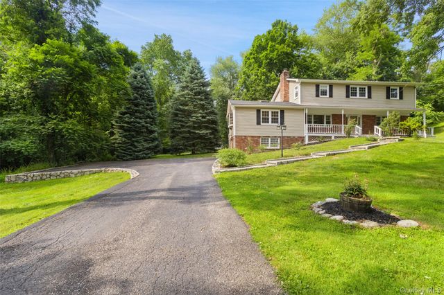 2 Lalli Drive, Katonah, NY 10536