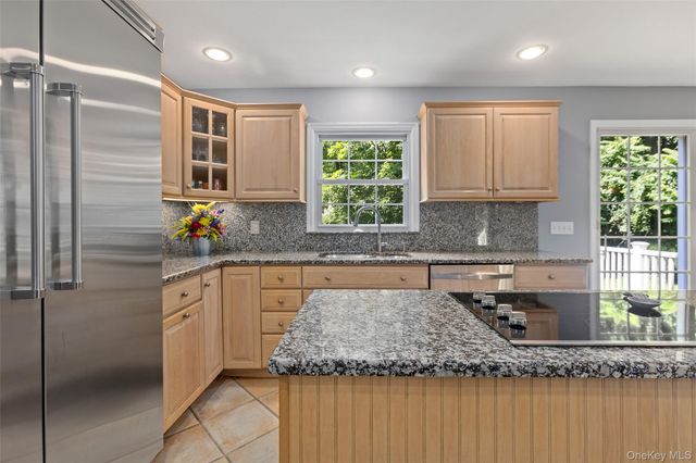 2 Lalli Drive, Katonah, NY 10536