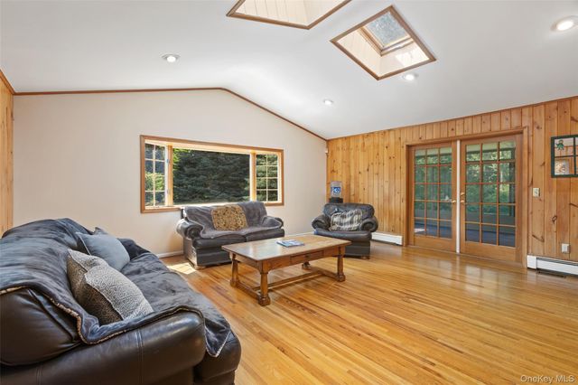 2 Lalli Drive, Katonah, NY 10536