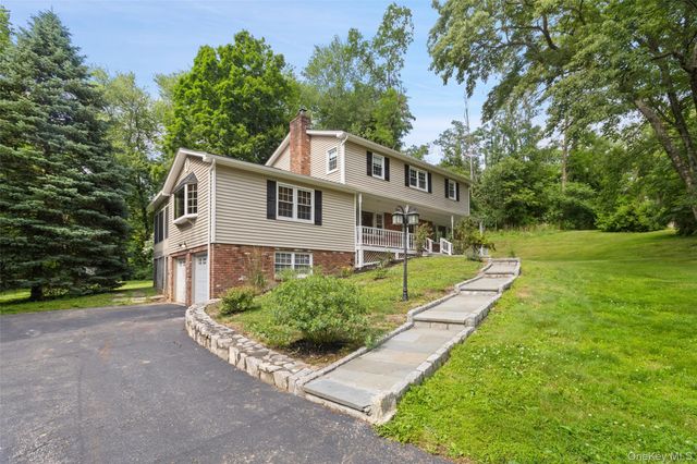 2 Lalli Drive, Katonah, NY 10536