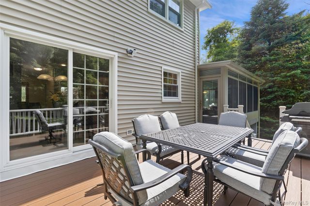 2 Lalli Drive, Katonah, NY 10536