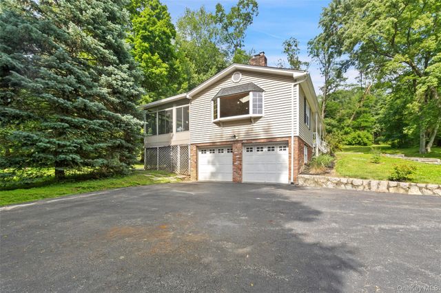 2 Lalli Drive, Katonah, NY 10536