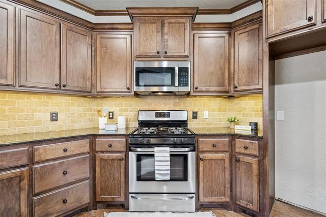 709 Blue Ridge Road, Moore, OK 73160