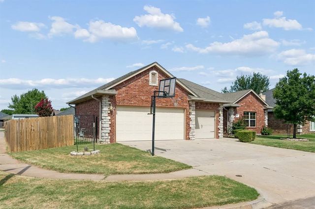 709 Blue Ridge Road, Moore, OK 73160
