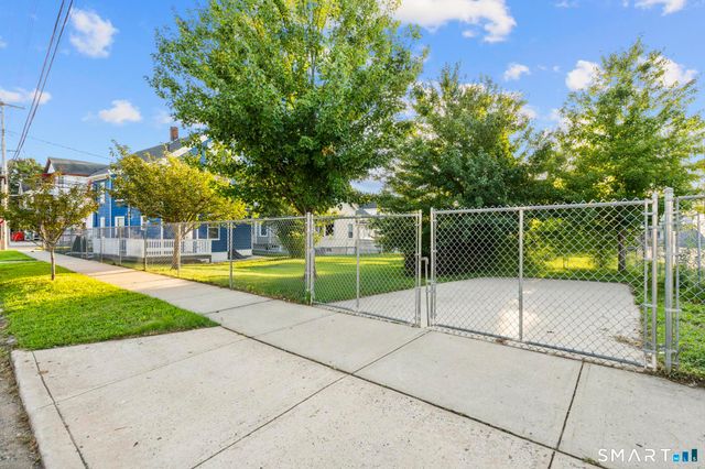 253 Goodrich Street, Hamden, CT 06517