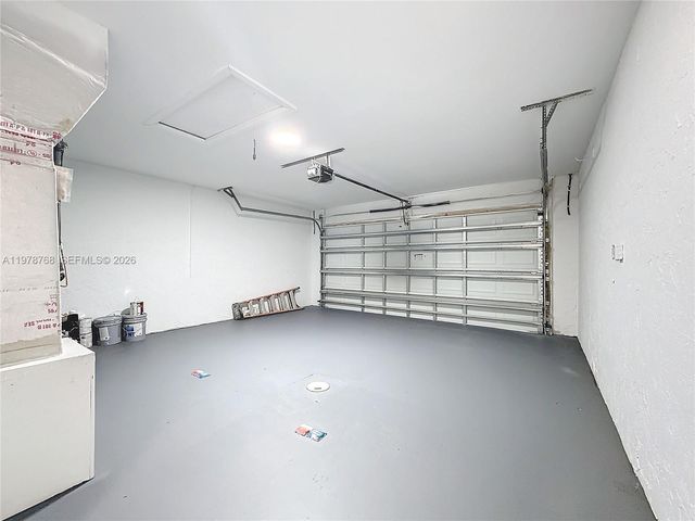 8977 NW 21st Ct, Coral Springs, FL 33071