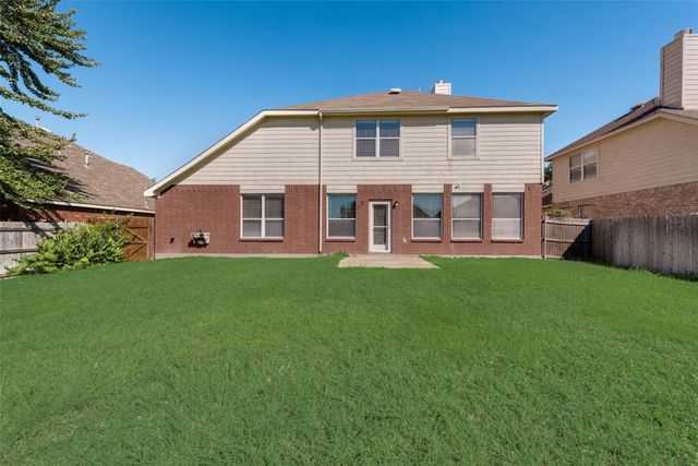 110 Millington Trail, Mansfield, TX 76063