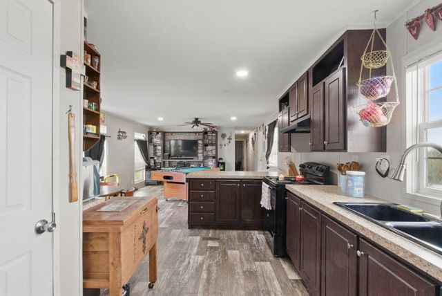 7535 WD Court, Lipan, TX 76462