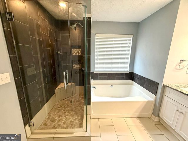 1563 Oak Park Court, Suwanee, GA 30024