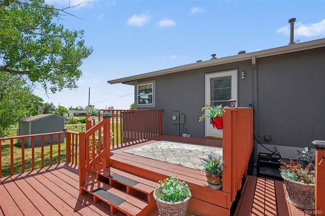 75 W Crawford Avenue, Keenesburg, CO 80643