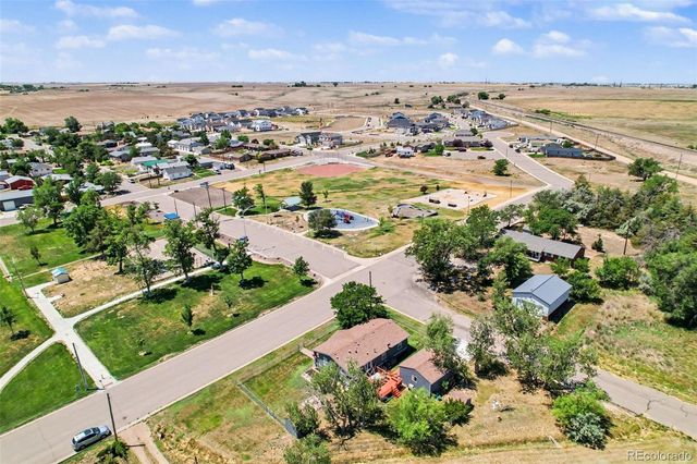 75 W Crawford Avenue, Keenesburg, CO 80643