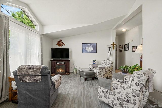 75 W Crawford Avenue, Keenesburg, CO 80643