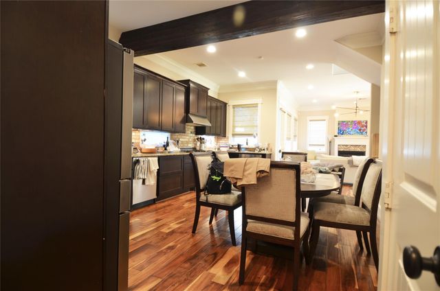 8610 Ashland Way, Houston, TX 77055