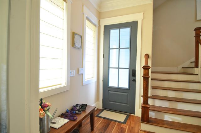 8610 Ashland Way, Houston, TX 77055