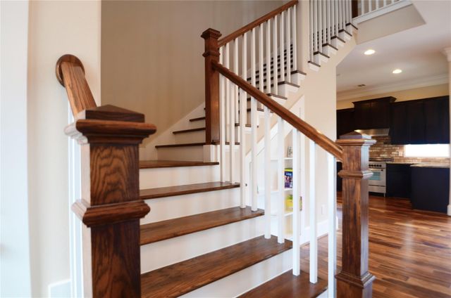 8610 Ashland Way, Houston, TX 77055