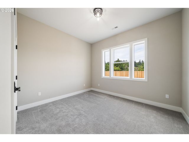 34620 Creekside Dr, Manzanita, OR 97130
