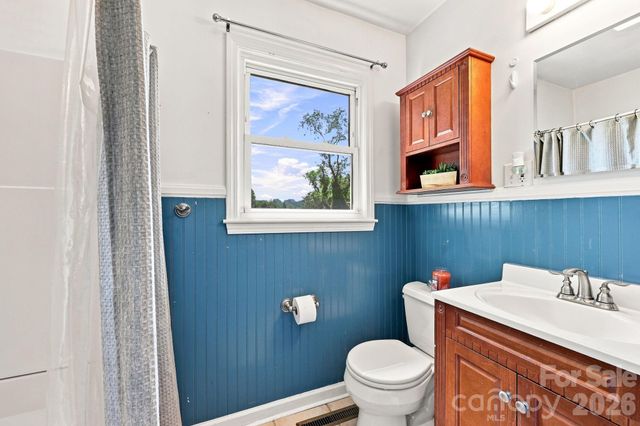 14 E Indiana Avenue, Asheville, NC 28806