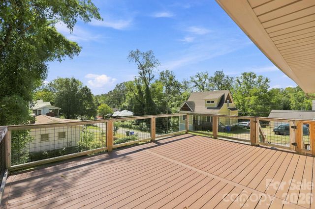 14 E Indiana Avenue, Asheville, NC 28806