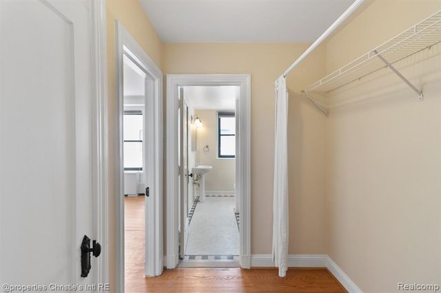 15 E Kirby Street 811, Detroit, MI 48202