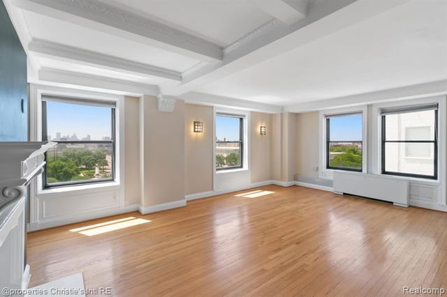 15 E Kirby Street 811, Detroit, MI 48202