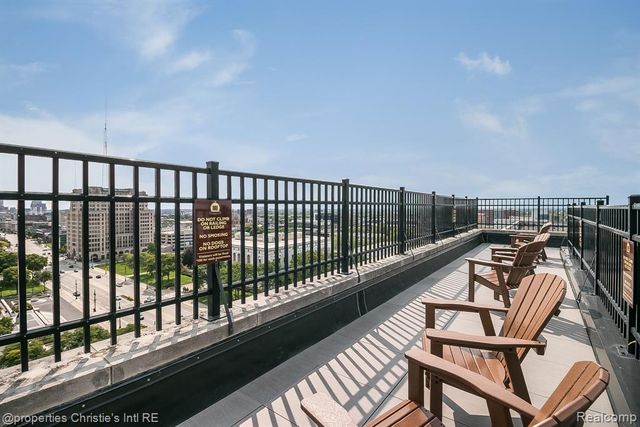 15 E Kirby Street 811, Detroit, MI 48202