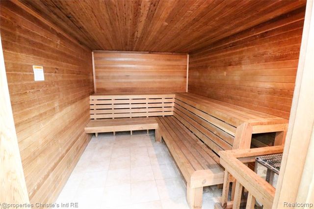 15 E Kirby Street 811, Detroit, MI 48202