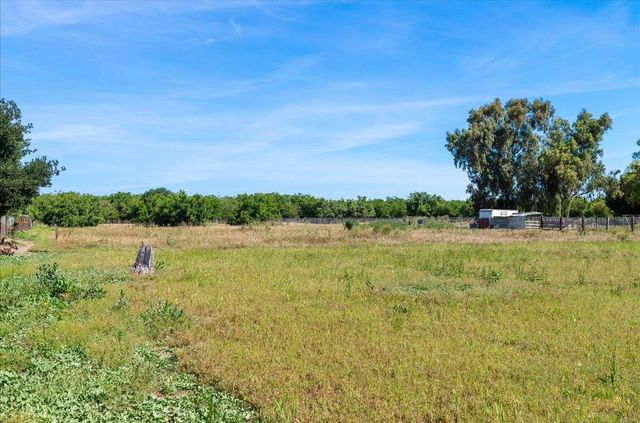 9781 E Highway 26, Stockton, CA 95215