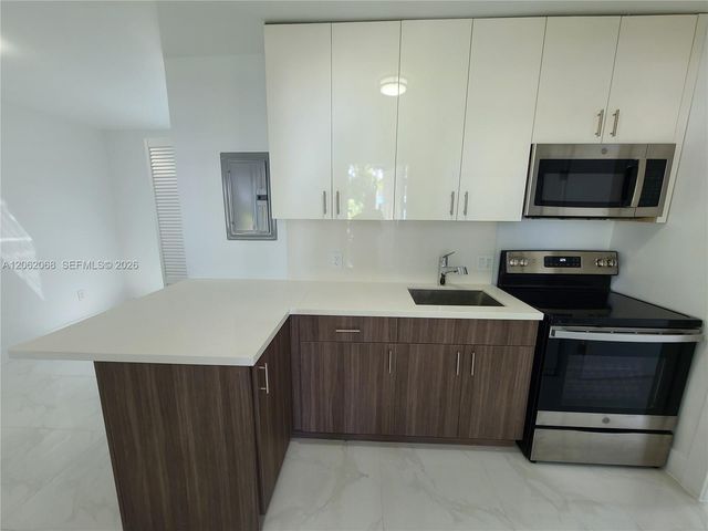 1646 NW 1st Place 2, Miami, FL 33136