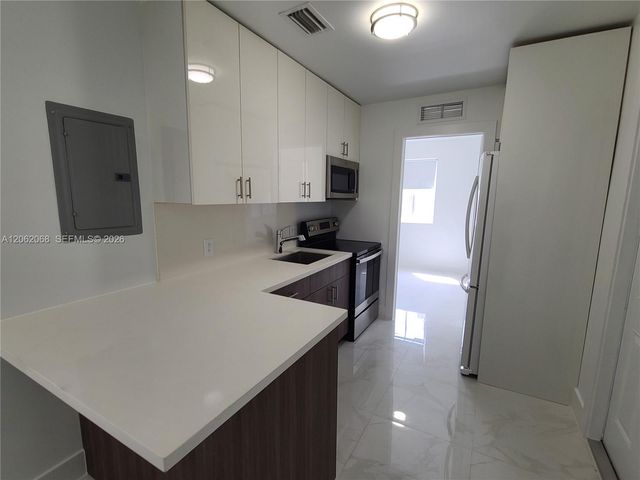 1646 NW 1st Place 2, Miami, FL 33136
