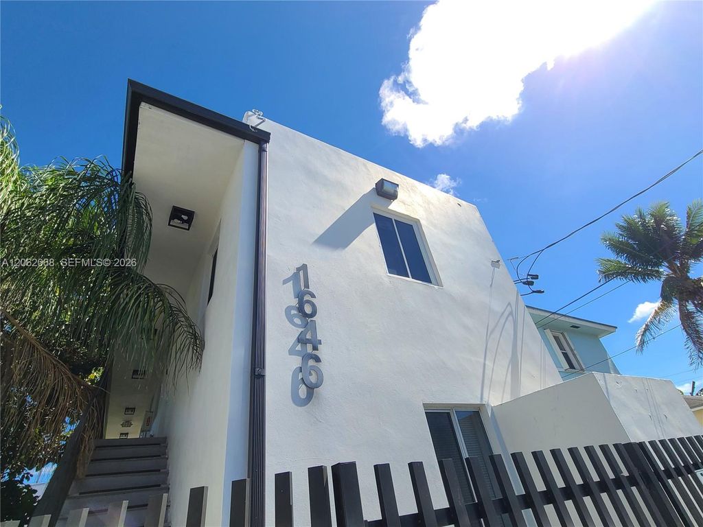 1646 NW 1st Place 2, Miami, FL 33136