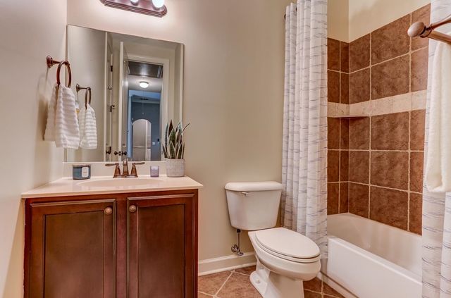 10464 REDMOND CIR N, Unincorporated, TN 38016