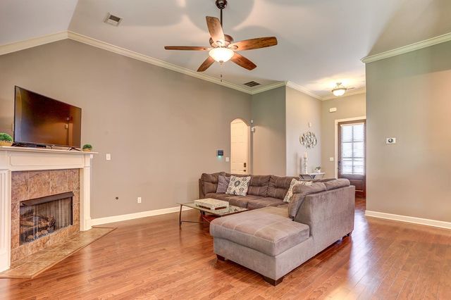 10464 REDMOND CIR N, Unincorporated, TN 38016