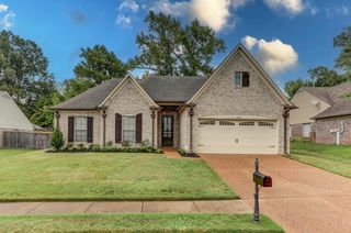 10464 REDMOND CIR N, Unincorporated, TN 38016