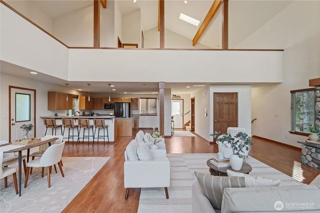 621 E Morris Creek Drive, Belfair, WA 98528