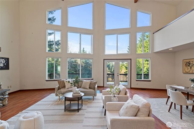 621 E Morris Creek Drive, Belfair, WA 98528