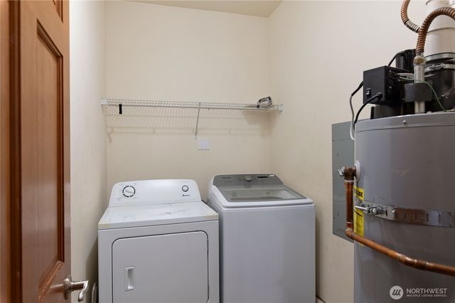 621 E Morris Creek Drive, Belfair, WA 98528