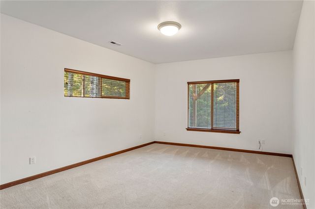 621 E Morris Creek Drive, Belfair, WA 98528