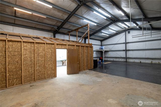 621 E Morris Creek Drive, Belfair, WA 98528