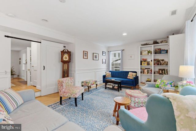 2024 N KENTUCKY ST, Arlington, VA 22205