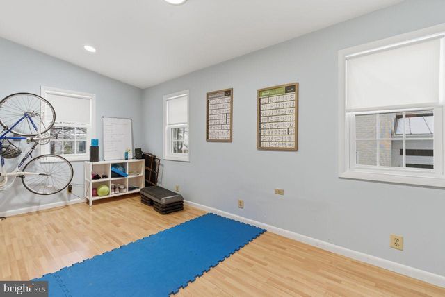 2024 N KENTUCKY ST, Arlington, VA 22205