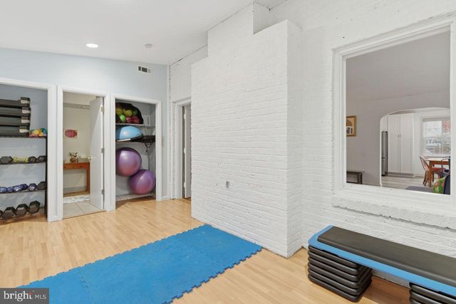 2024 N KENTUCKY ST, Arlington, VA 22205