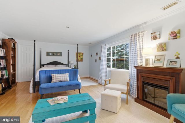 2024 N KENTUCKY ST, Arlington, VA 22205